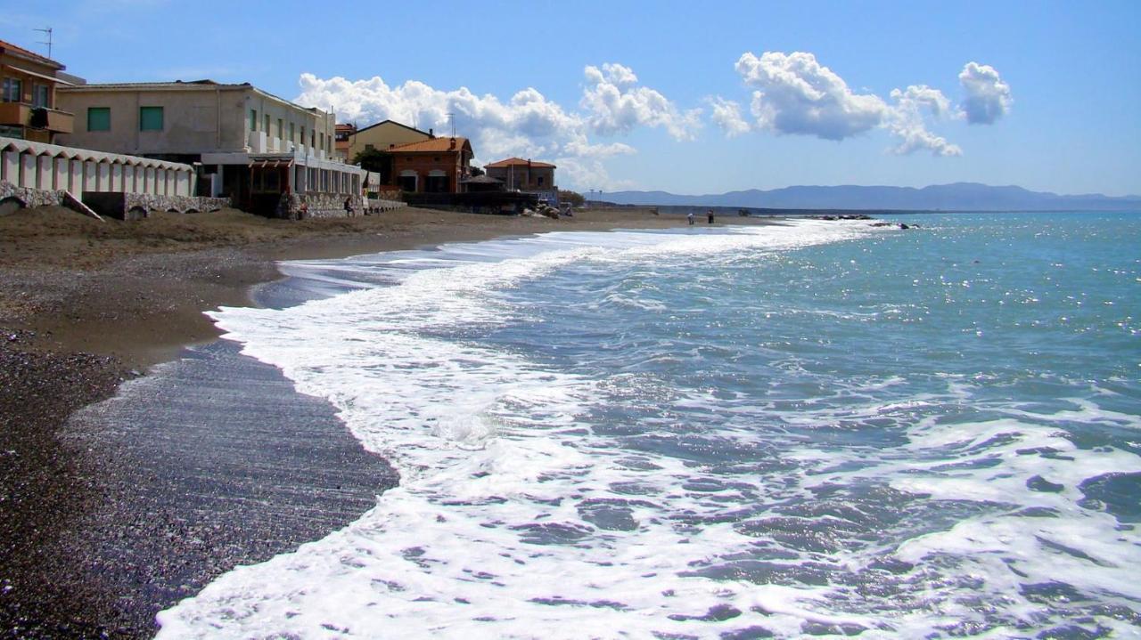L'Isola Felice Daire Cecina  Dış mekan fotoğraf